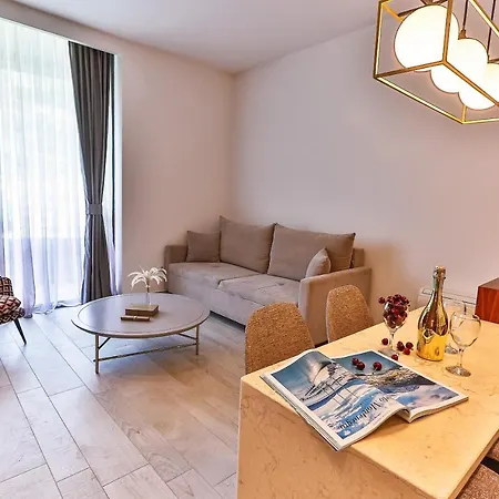 Royal Montesun Apartament *